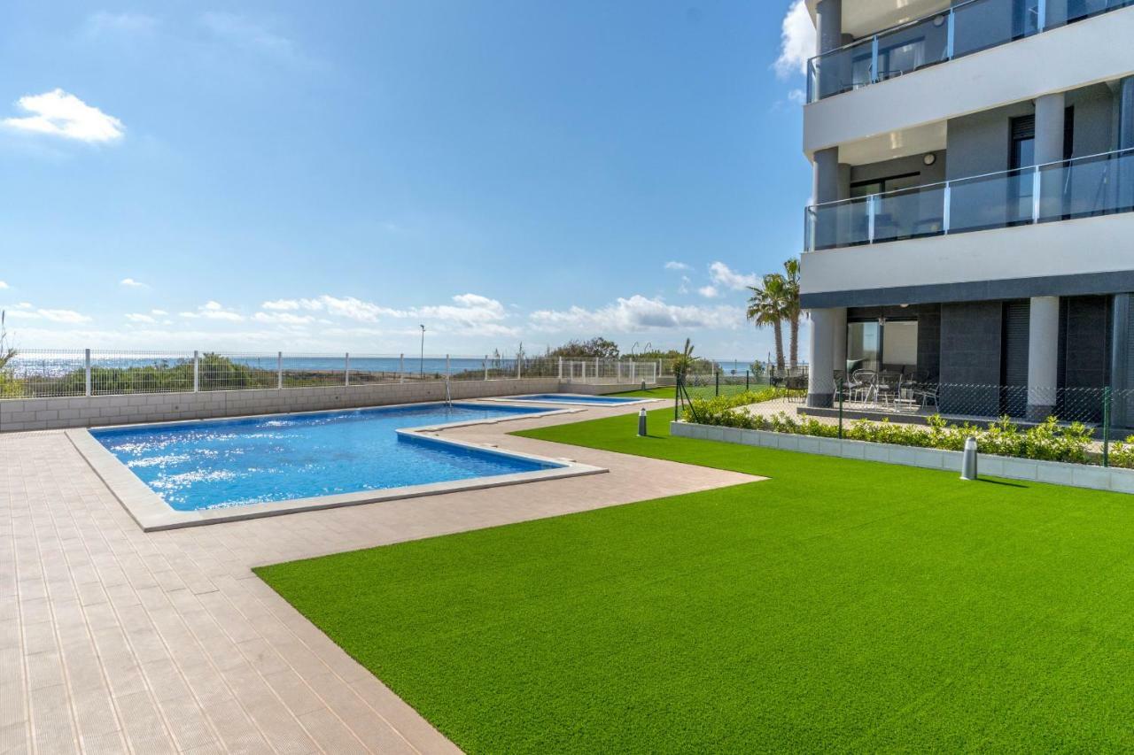 Luxury Pinada Beach Ла Мата Екстериор снимка