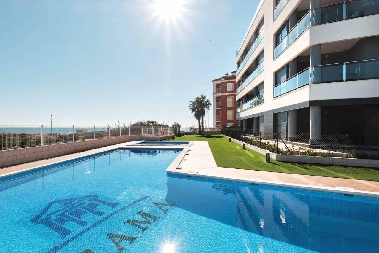 Luxury Pinada Beach Ла Мата Екстериор снимка
